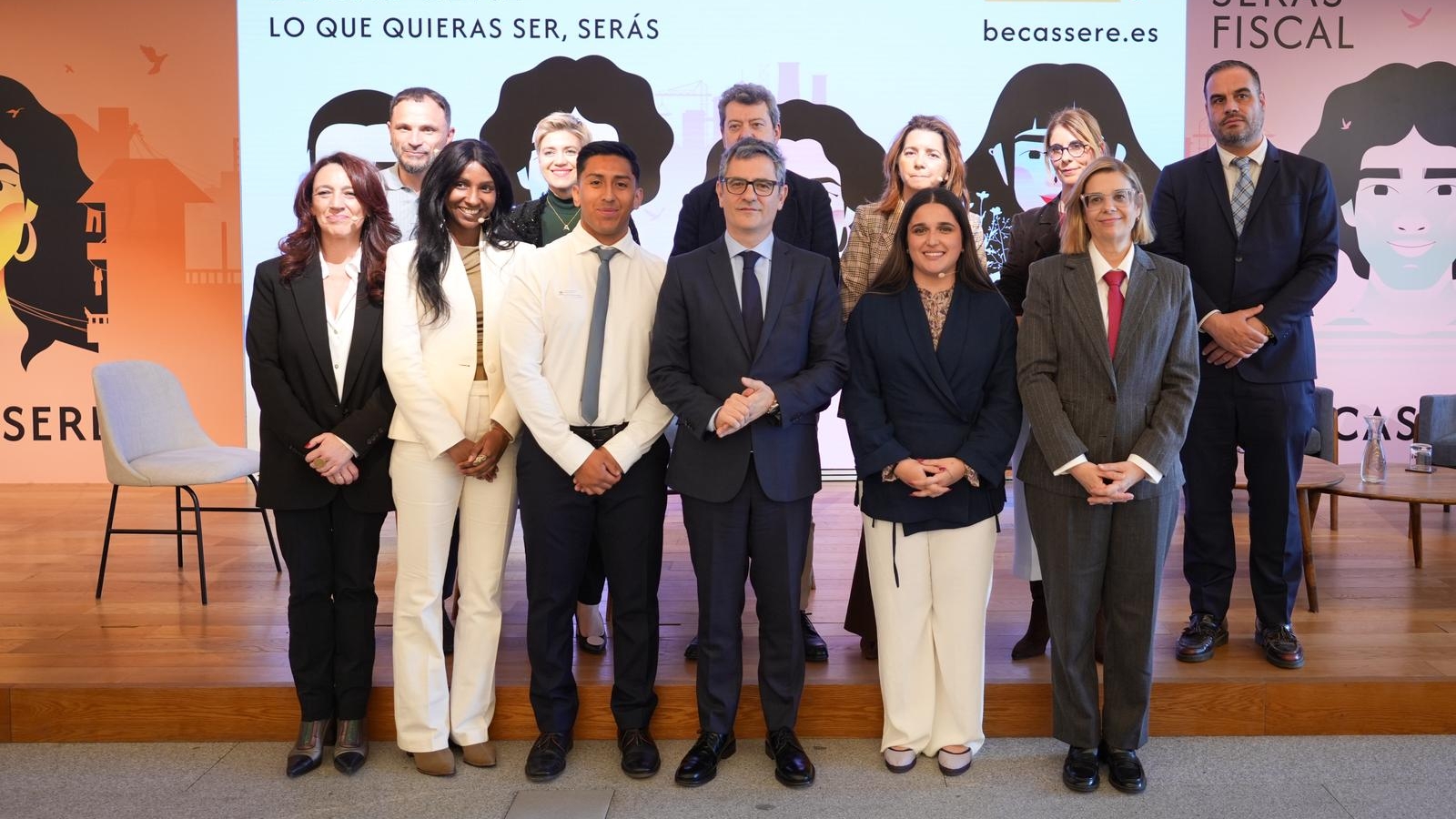 Bolaños presenta las becas SERÉ 2026